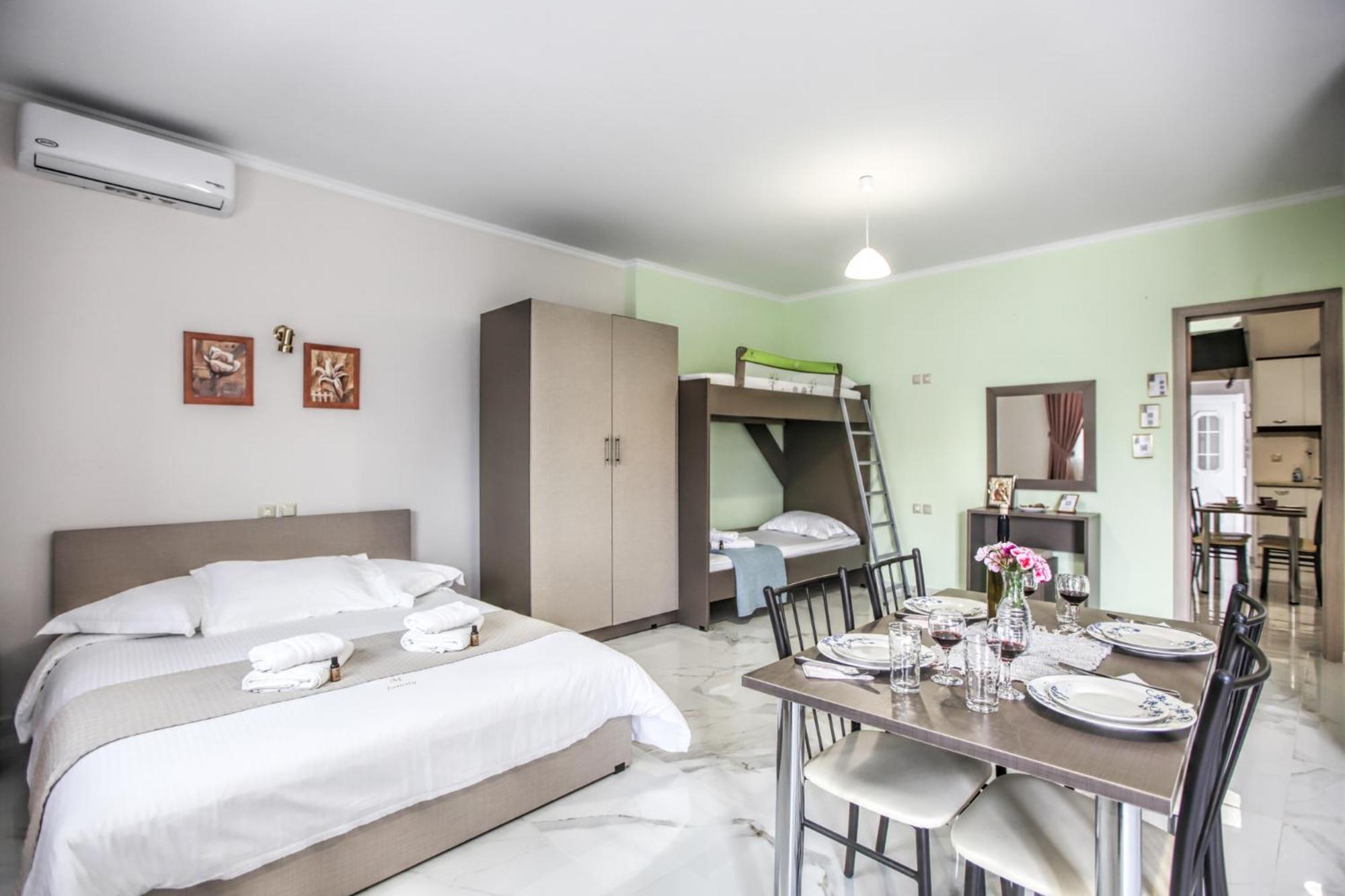 קאלאבאקה Del Sol #2 Meteora Luxurious Family Suites מראה חיצוני תמונה